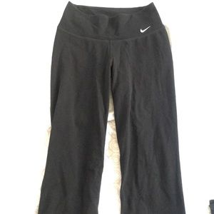 Nike sweat pants {short}